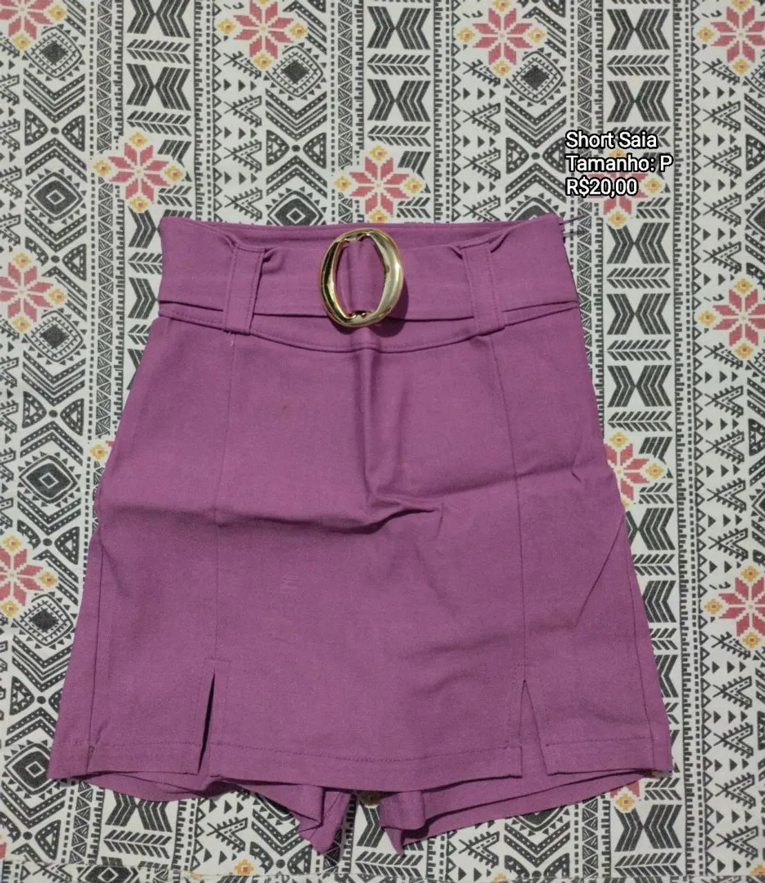 Short Saia Roxo com Cinto Dourado - Tamanho P