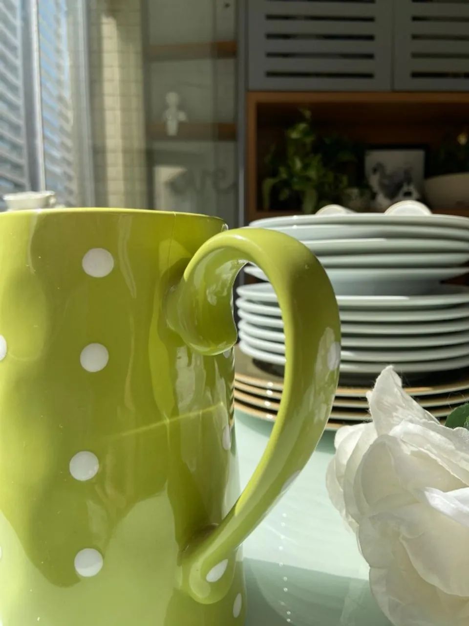 Vendo Jarra decorativa verde pistache com bolinha brancas - Foto 4