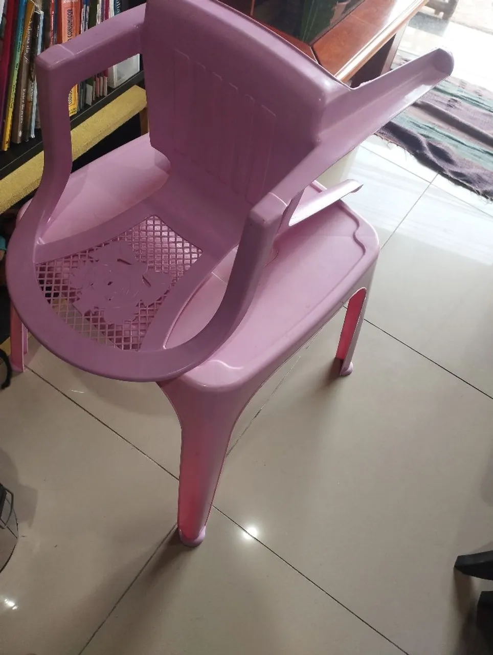 Mesa infantil menina