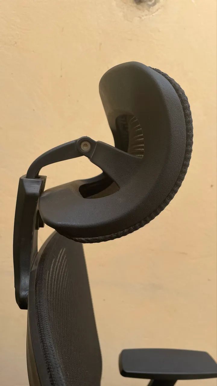 Cadeira Giratória Ergonômica All Black - Foto 5