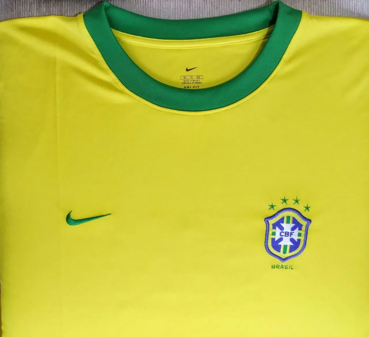 Camisa oficial de Futebol da seleção Brasileira Tetra - GG - N° 18 Freitas - Nike - Foto 2