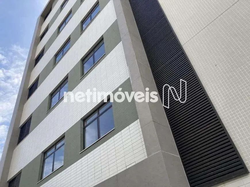 Apartamento à venda no bairro Serra com 135m² e 4 dormitórios/quartos amplos.
