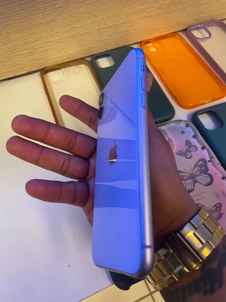 iPhone 11 Roxo 64 GB