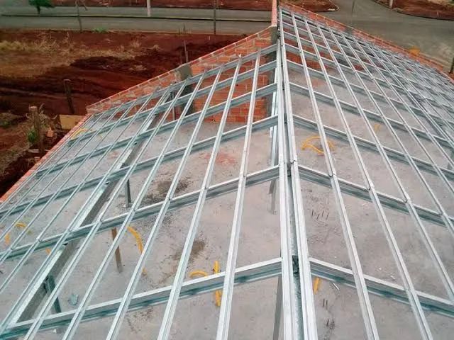 Estrutura metálica para telhado - Foto 2