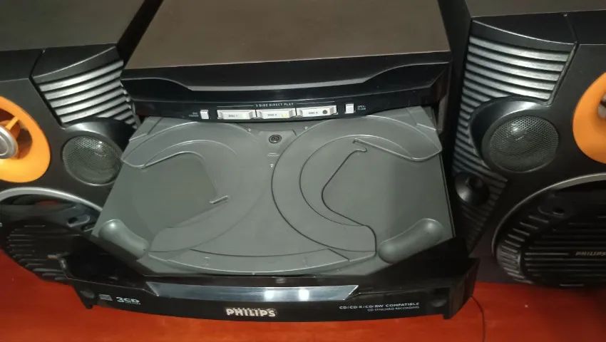 MiniSystem Philips 3Cds Fita k7 Rádio Retrô Som Vintage Fw-c555/19