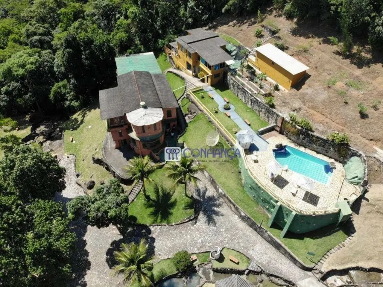 Sítio com 14 dormitórios à venda, 130000 m² por R$ 2.800.000,00 - Campo Grande - Rio de Ja