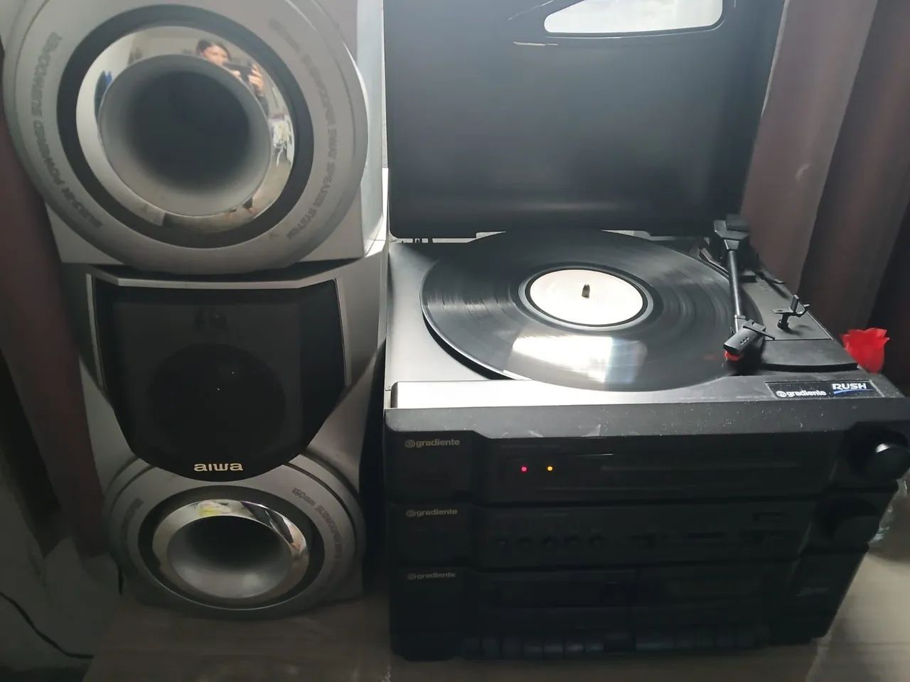 Aparelho de Som Gradiente com toca discos - Foto 2