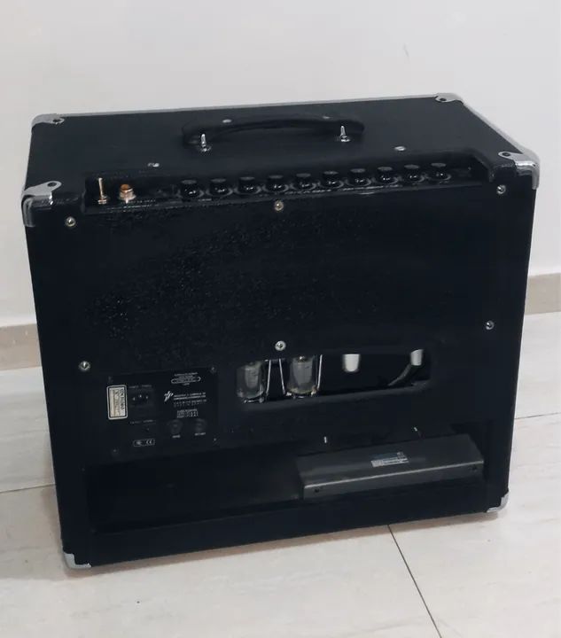 Amplificador Meteoro para Guitarra Valvulado - Foto 2