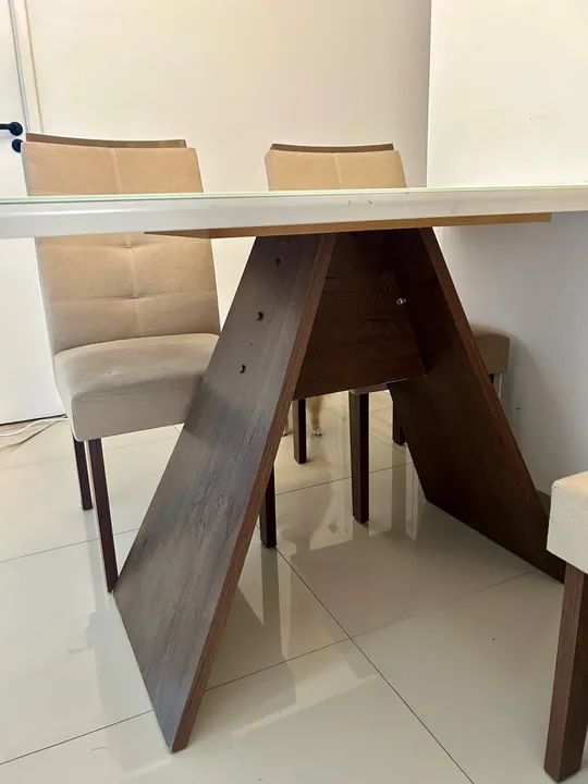 Table set with 4 chairs64311596859266122