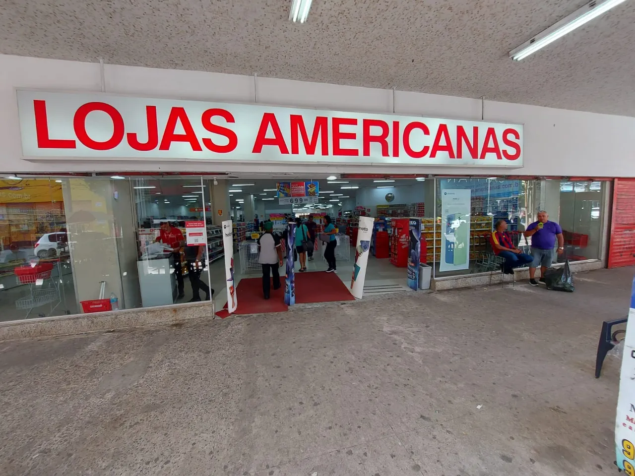 REF: TA023 - PRÉDIO DAS LOJAS AMERICANAS COM 2000M² PARA ALUGUEL NA RUA SETE DE SETEMBRO,