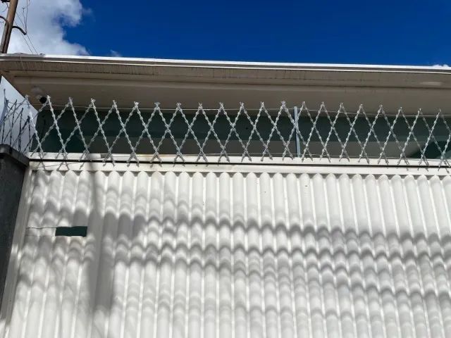 Concertinas  e cerca elétrica 