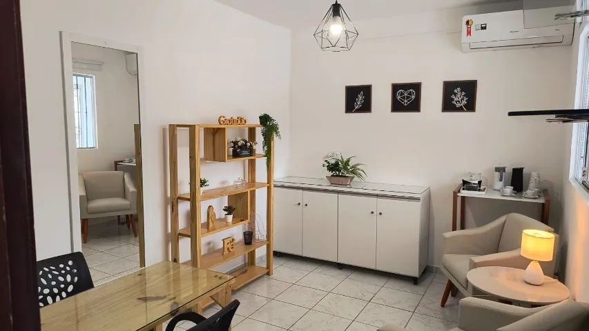 Aluga-se sala comercial por turno mobiliada com AR e WI-FI  Centro Camaragibe - Foto 2