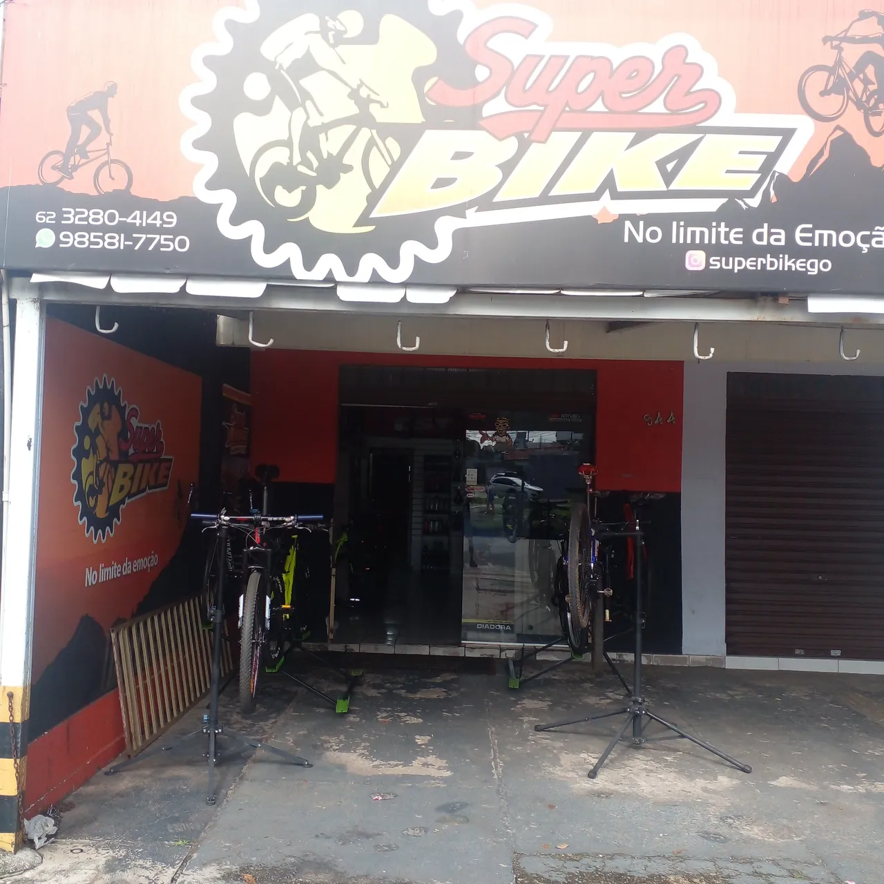 Loja de bicicleta e oficina a venda