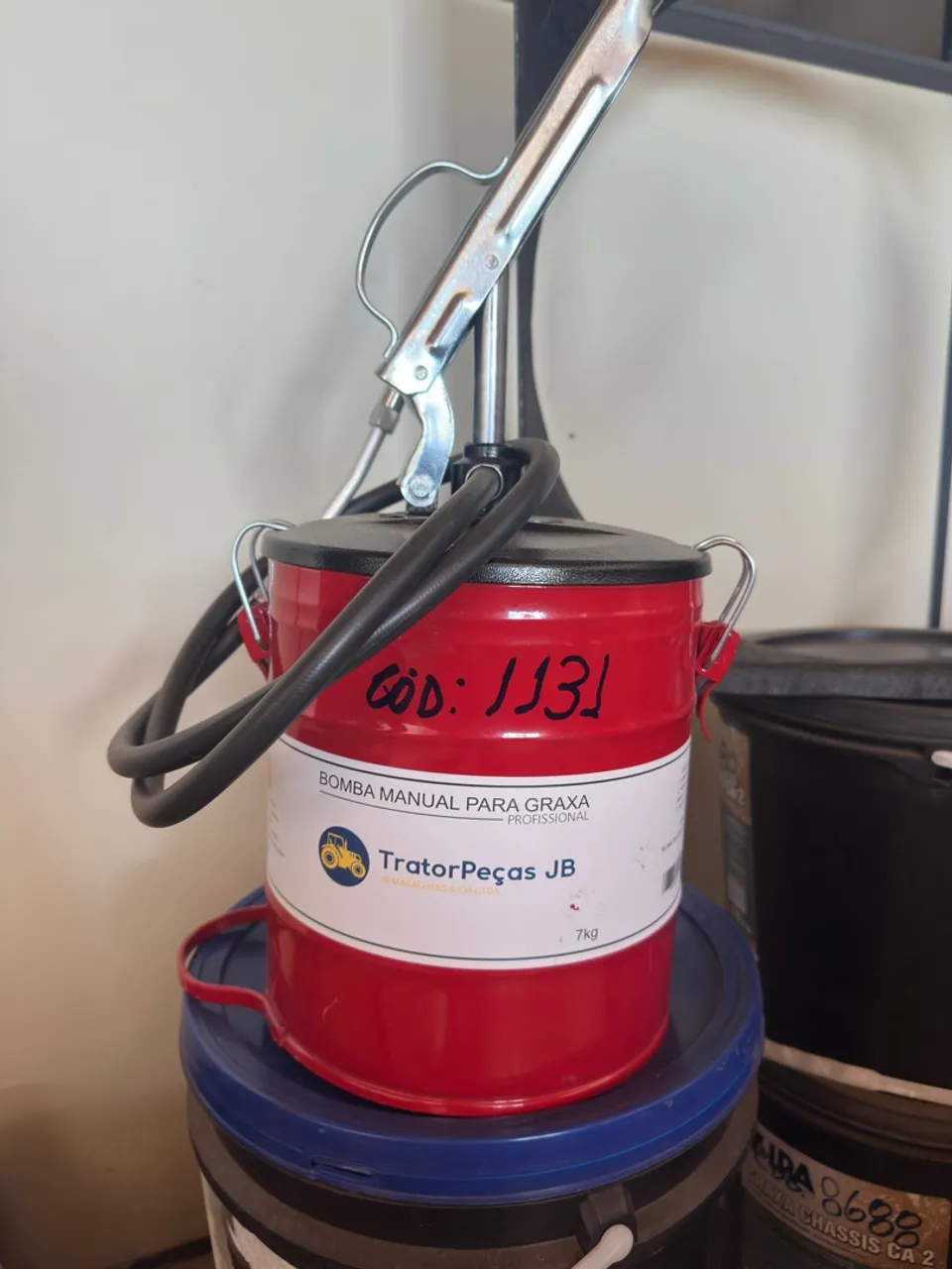 Bomba Manual Para Graxa 7kg c/ Mangueira