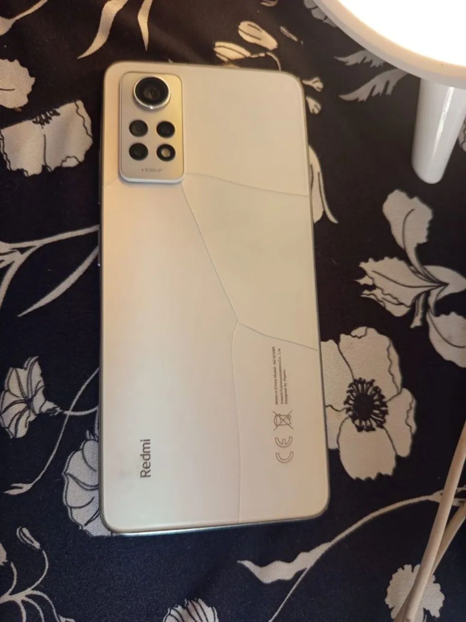 REDMI NOTE 12 PRO 256GB 16 RAM COM TRINCO ATRAS E UM PEQUENO NA FRENTE MAIS TODO ORIGINAL  - Foto 2