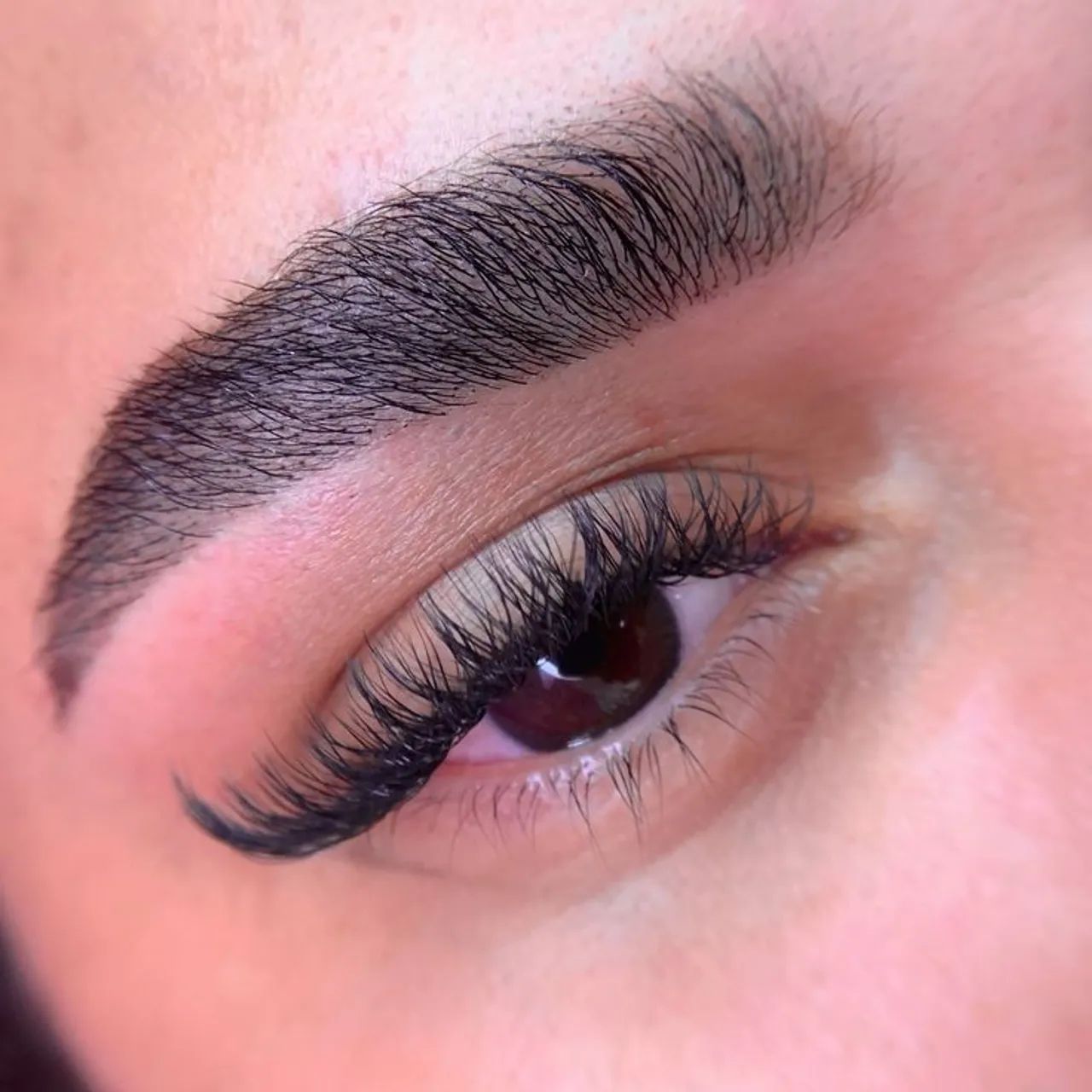 Cilios e sobrancelhas  - Foto 2