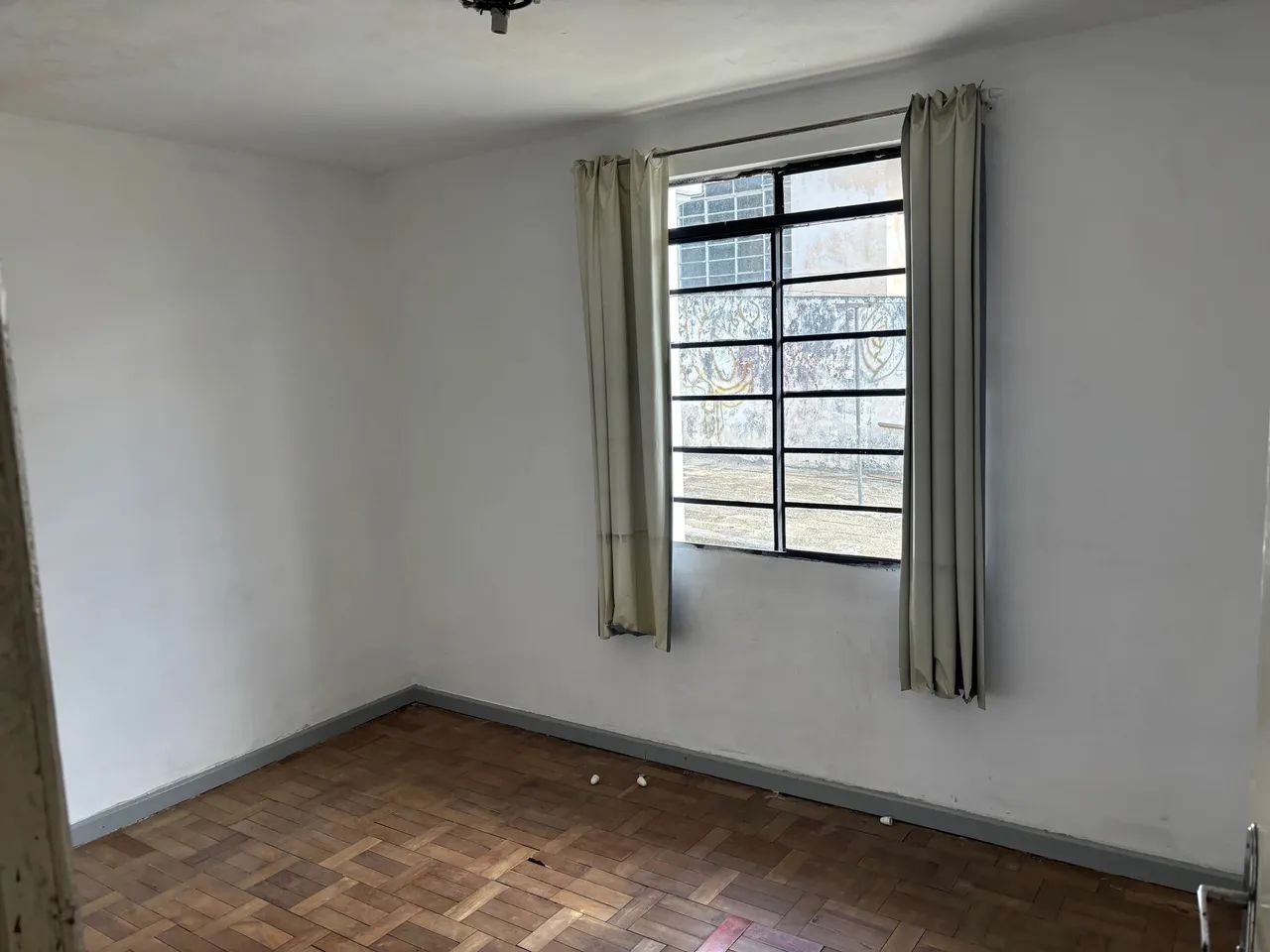 Oportunidade! Casa de 3 quartos com excelente valor no Bacacheri! Terreno com 15m de frent - Foto 4