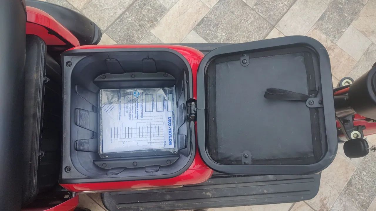 AUTO PROPELIDO 63825080117889121