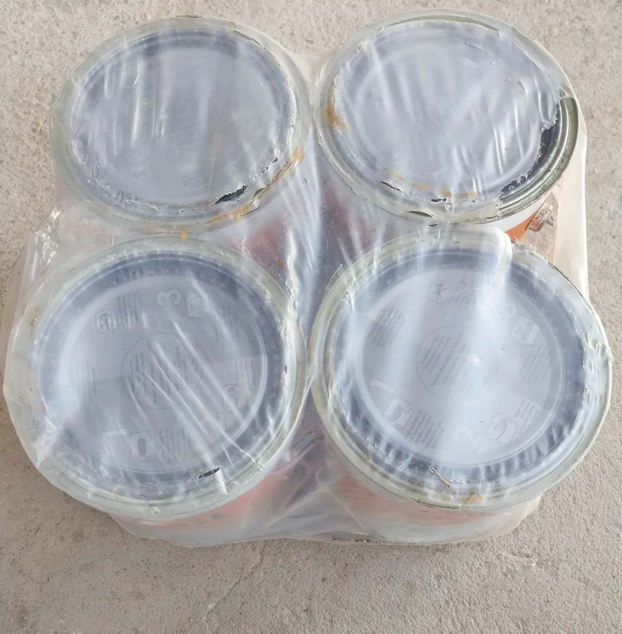 Kit com 4 latas de tinta