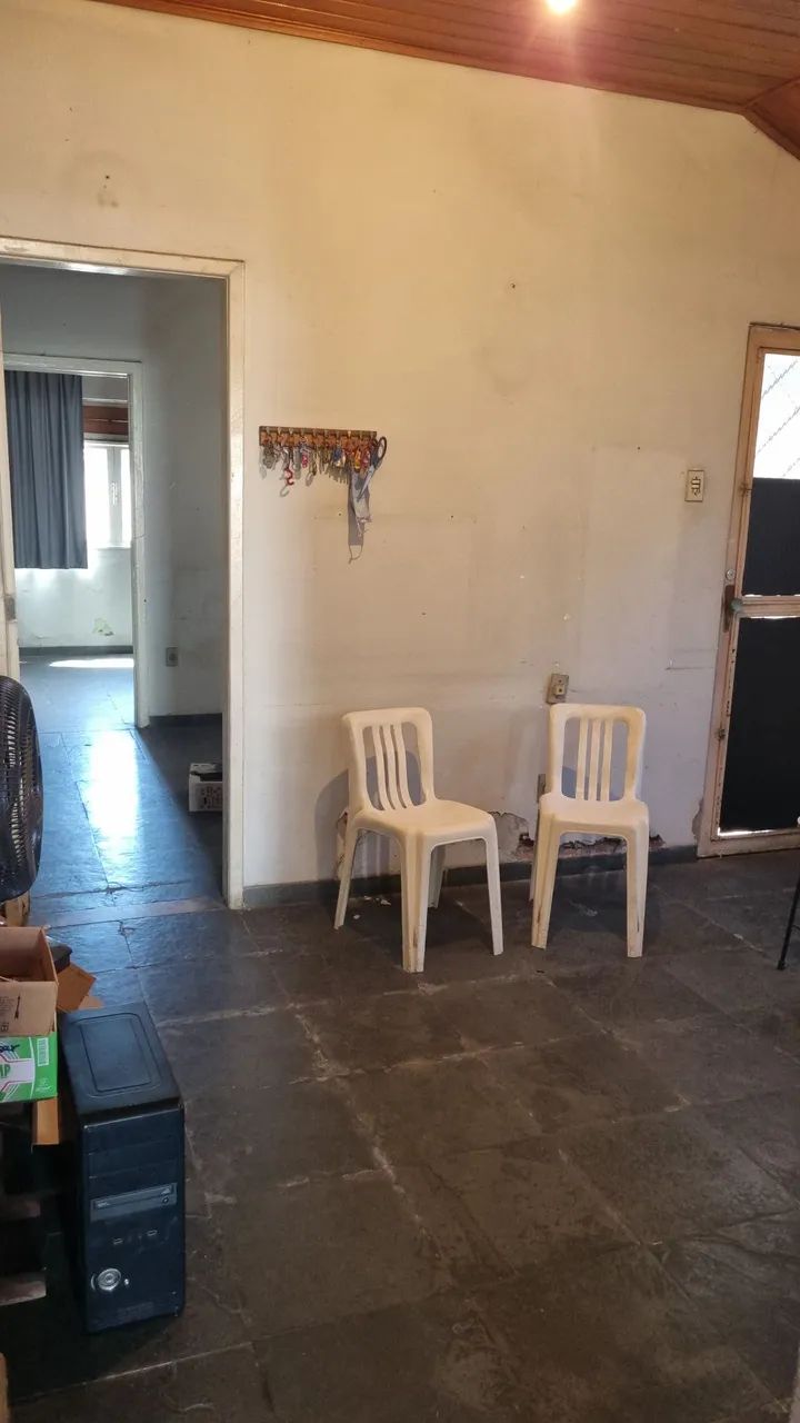 Bangu Vdo casa modesta em terreno 10 x 50 = 500 m² RUA CLEMENTE FERREIRA  - Foto 4