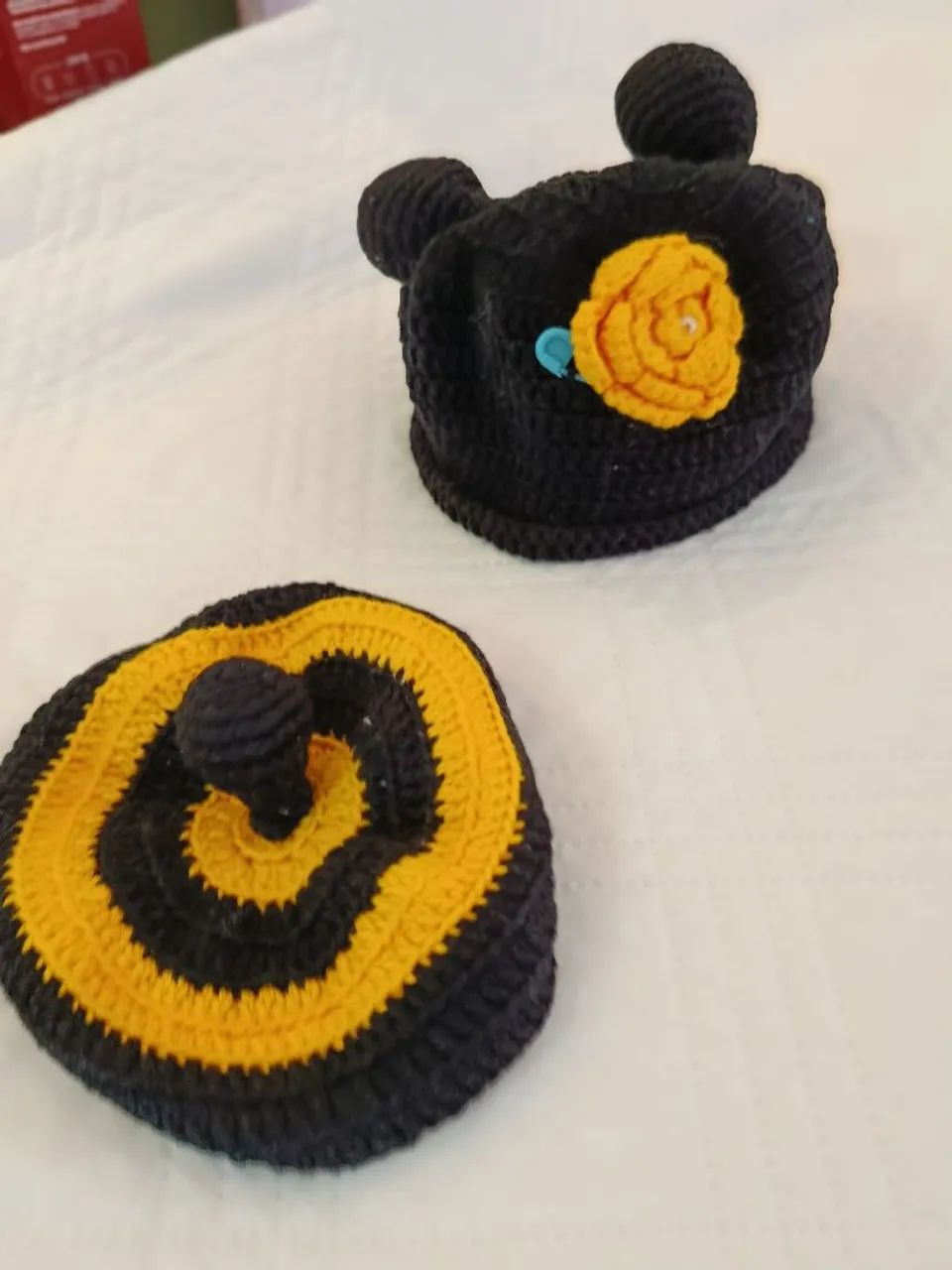Handmade bee hat and bonnet set64298804467971122