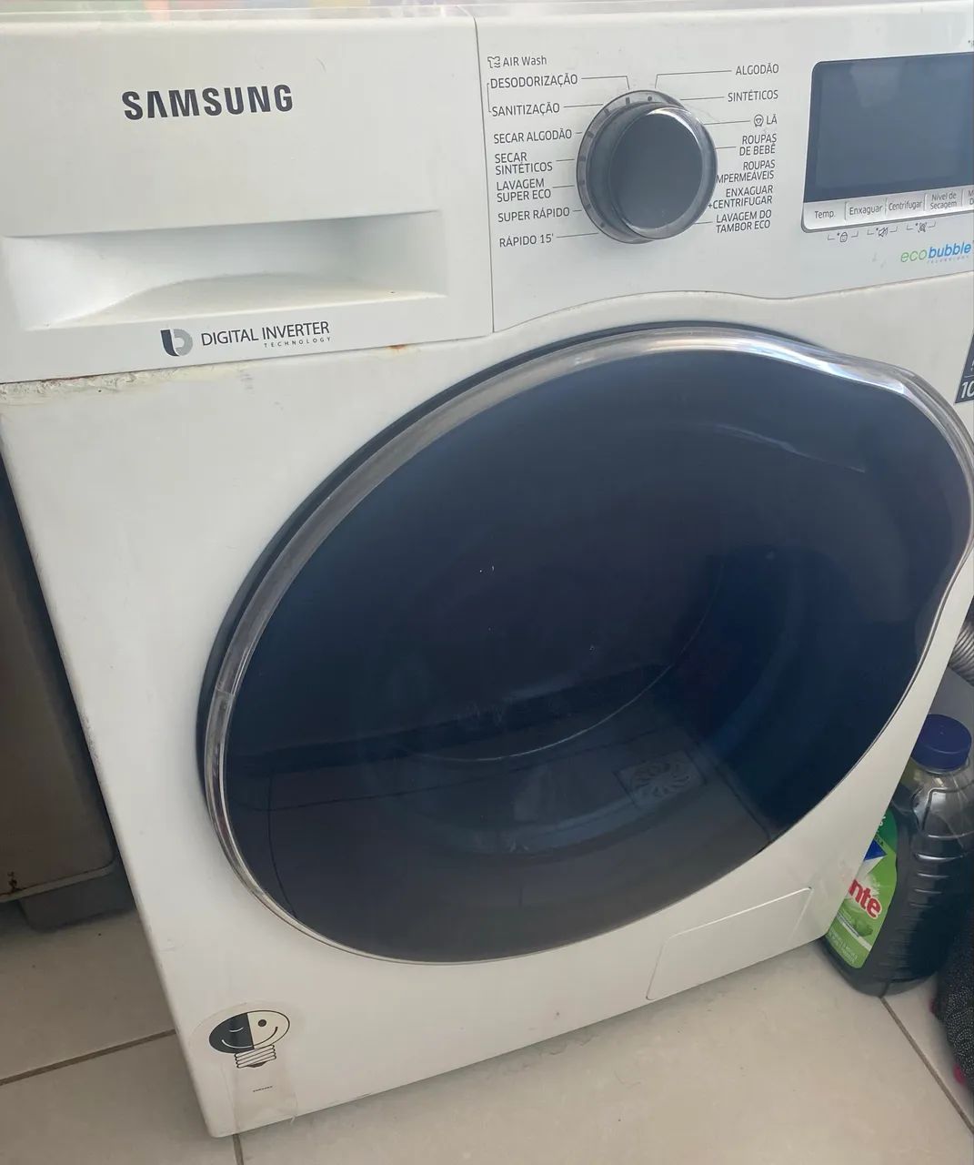 Máquina lava e seca 