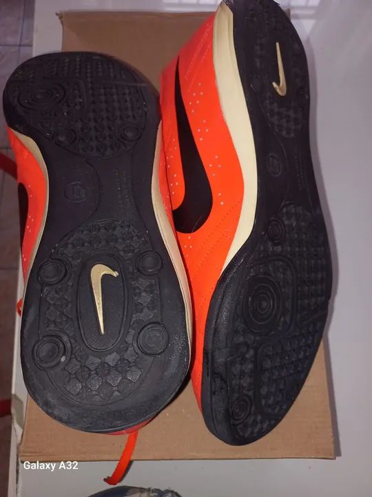 Vendo Chuteira Futsal Masculina  - Foto 3