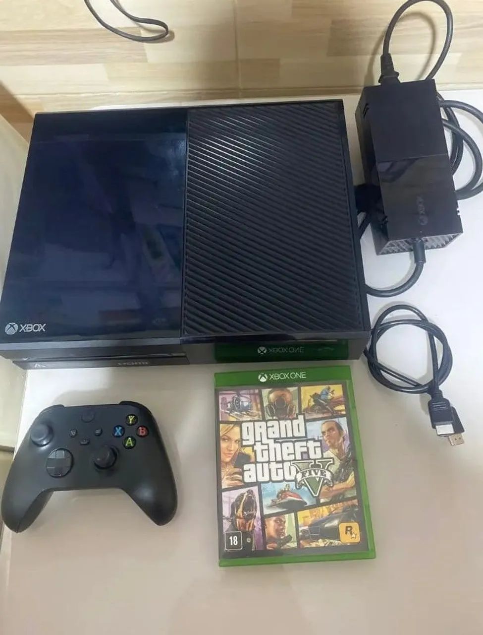 Xbox one semi novo com controle de séries s 