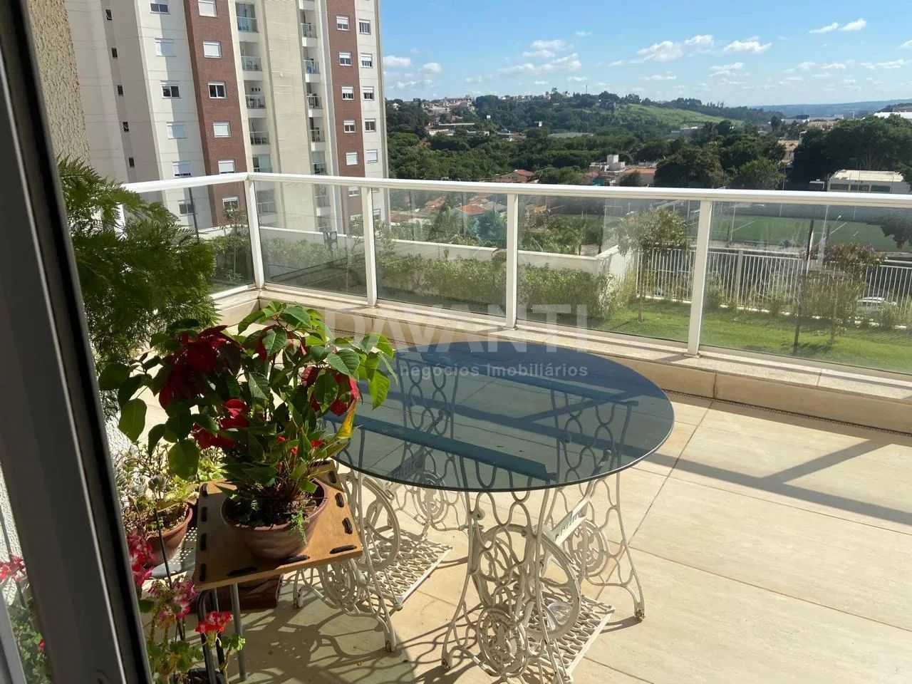 Apartamento para locação no Mansões Santo Antônio em Campinas na Davanti Imóveis.