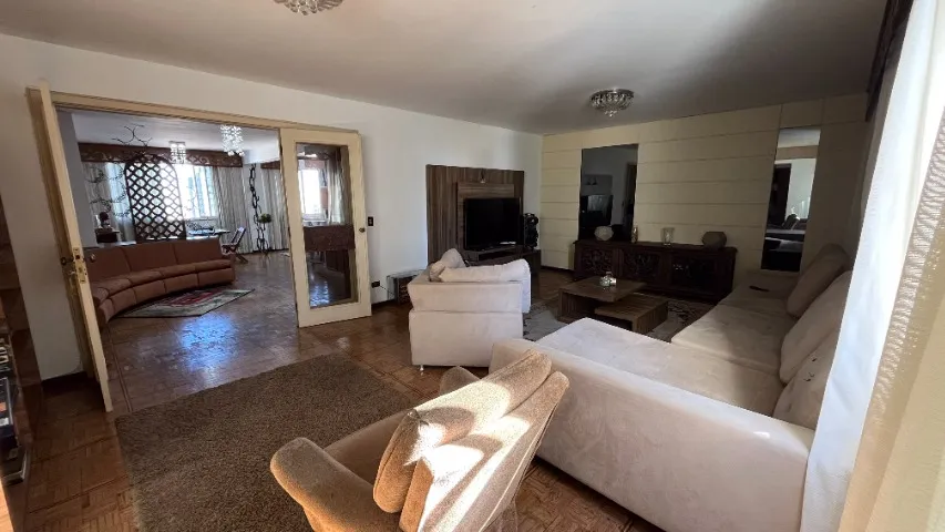 Apartamento à Venda em Ponta Grossa - PR (264 m²)