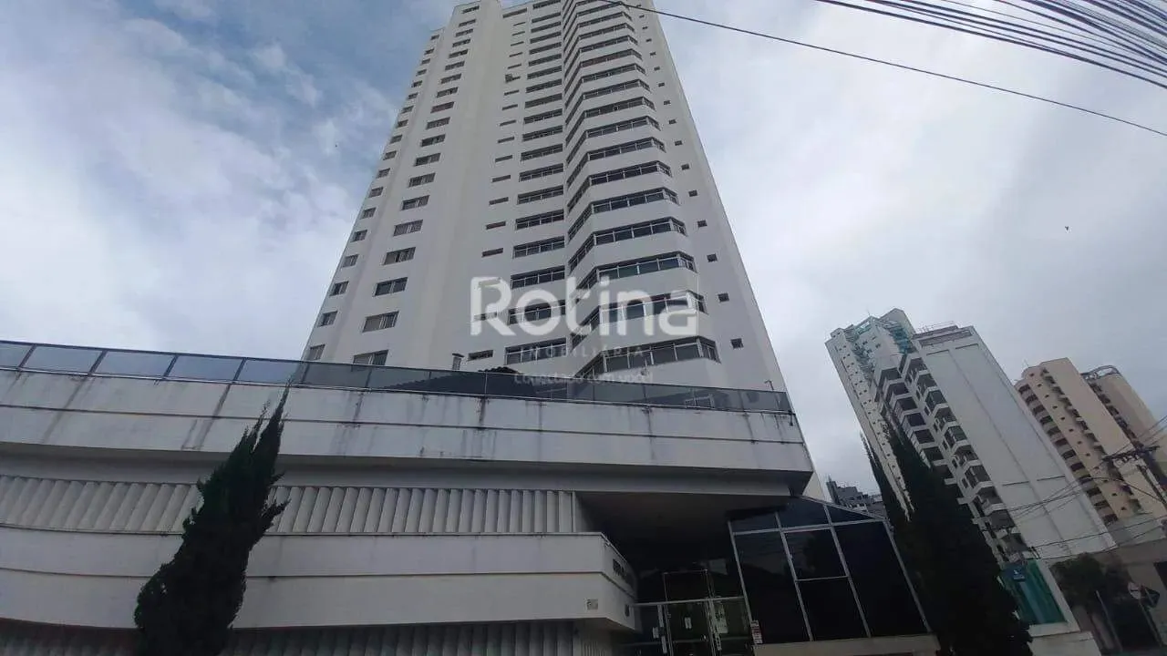 Apartamento para alugar, 3 quartos, Fundinho - Uberlândia/MG - Rotina Imobiliária