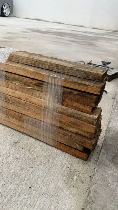 Sarrafos de Medeira Pinos 19un de 2,50x5cm e 3uni de 2,50x8cm