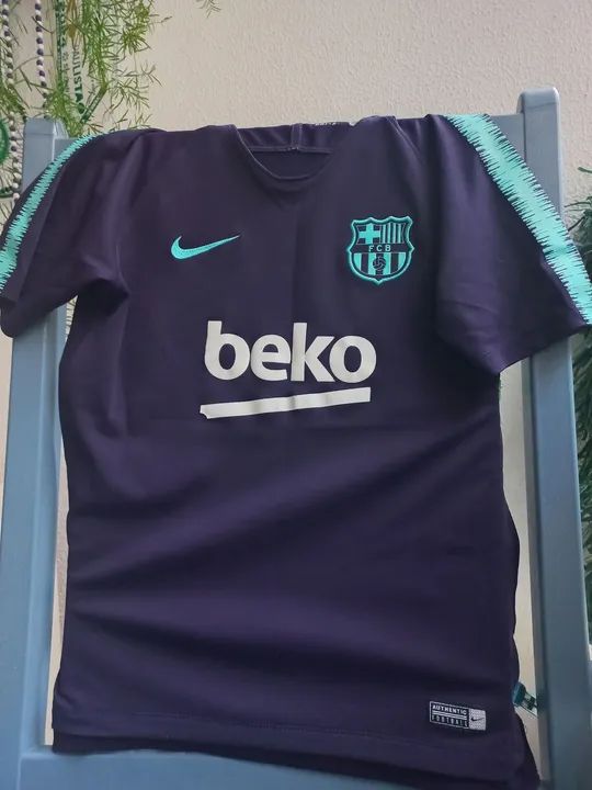 Camisa de Futebol Infantil Barcelona - Nike - Tamanho G 