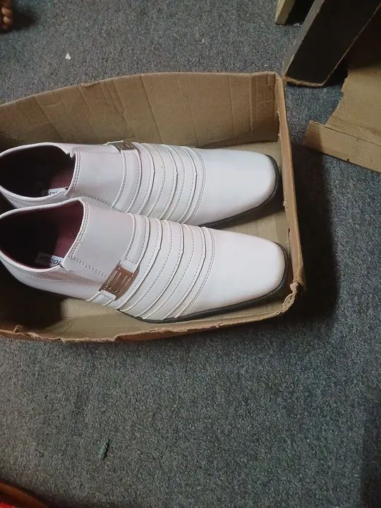 Sapato social novo na caixa branco número 42 zap *04 - Foto 3