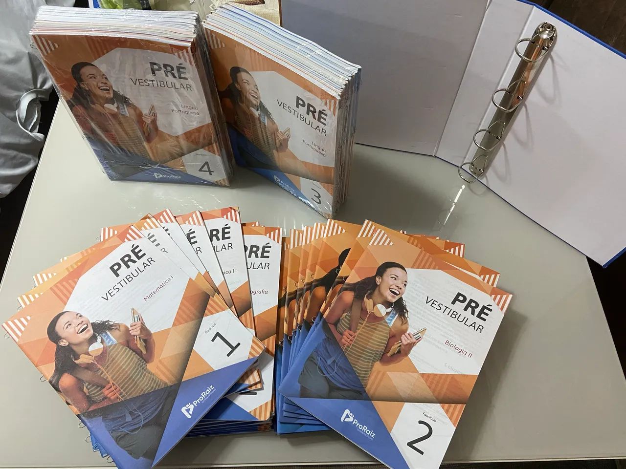 Apostilas pré-vestibular completas, focadas no ENEM. - Foto 2