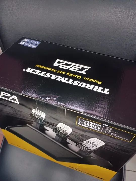 Pedal Thrustmaster T3PA para PC, PS3, PS4 e Xbox One (novo). - Foto 3