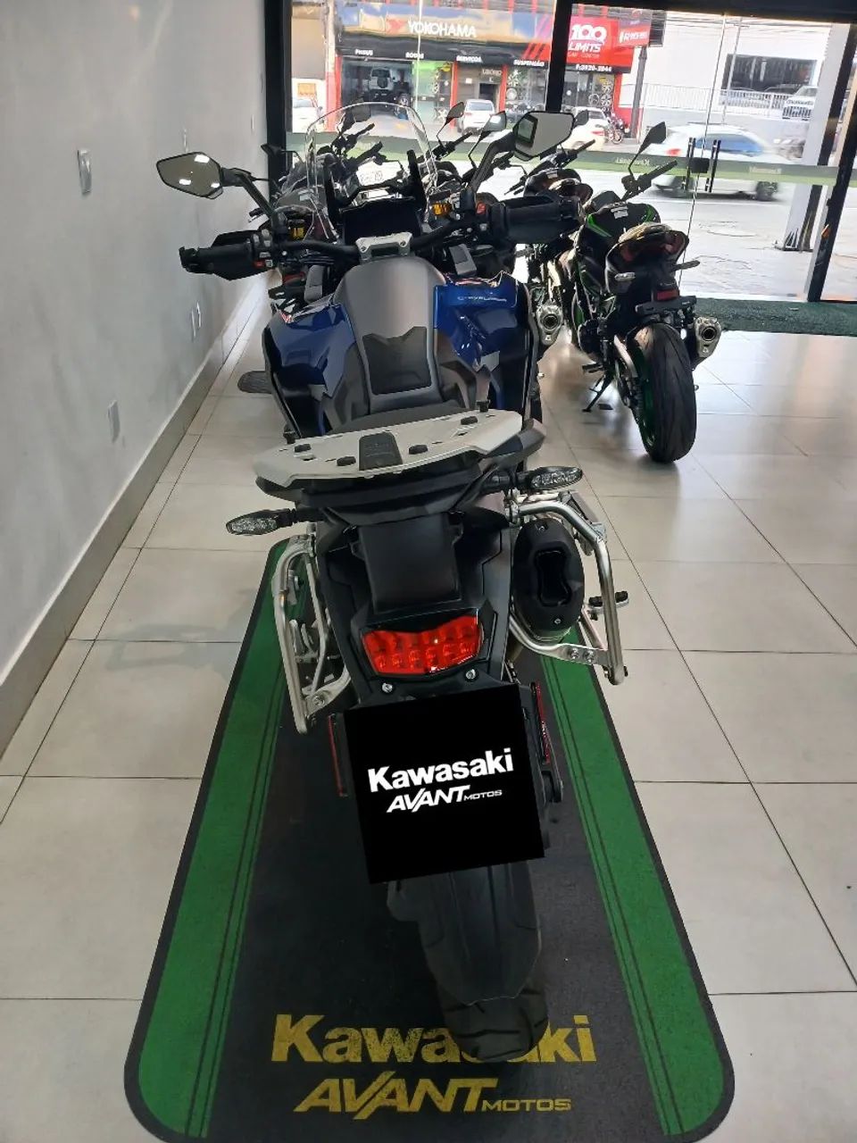 LAURENCE ARCHER TIGERTAILZ STRYPER まとめ売り Triumph 1200 GT Explorer 2022 - 1459523993 | OLX
