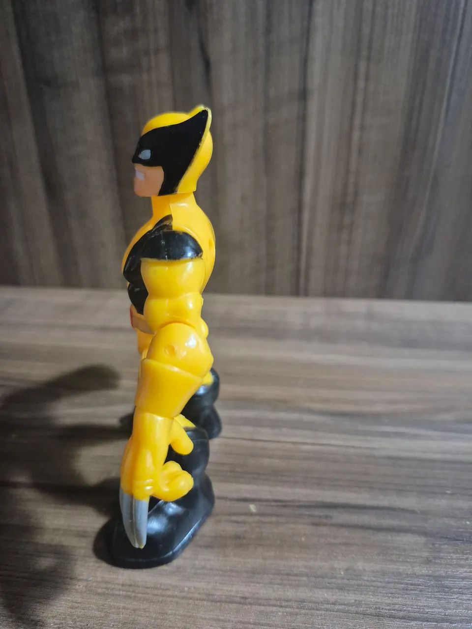 Boneco Wolverine da Marvel Super Heroes Adventures - Foto 3