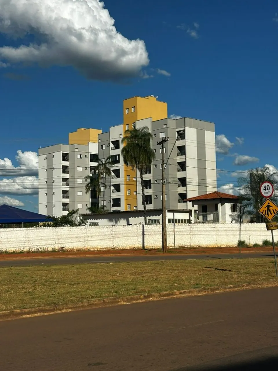 Locação: Residencial Mandela - 506 Norte - 2/4 sendo 1 suíte