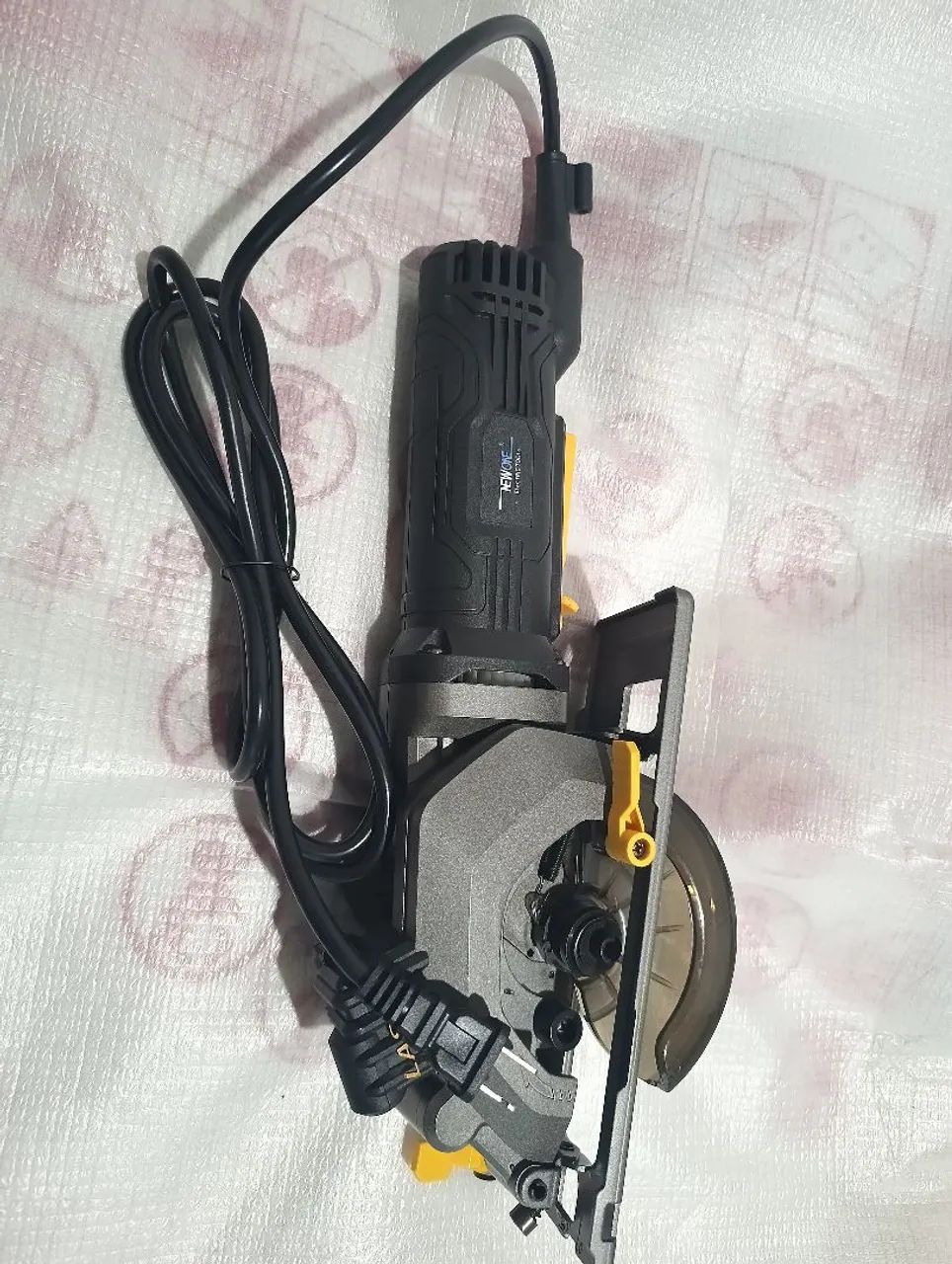 mini serra circular 120v 