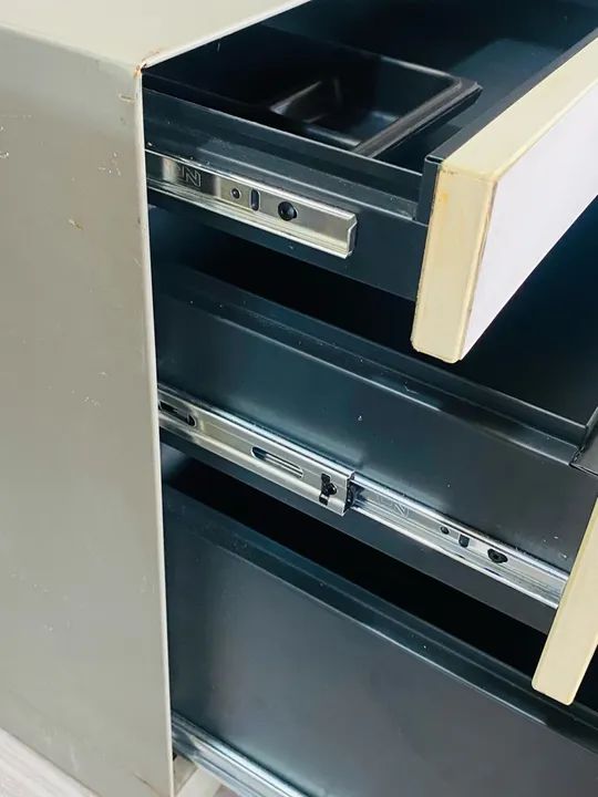 Gaveteiro aço cinza e branco  - Foto 4