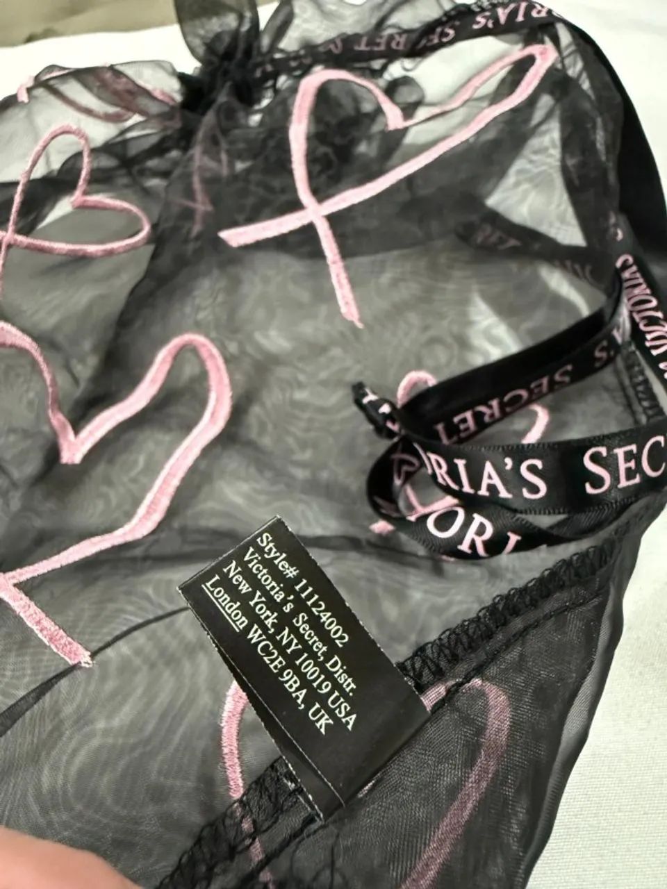 saco victorias secret com bordado de coração - para viagem, lingerie, maquiagem - Foto 5