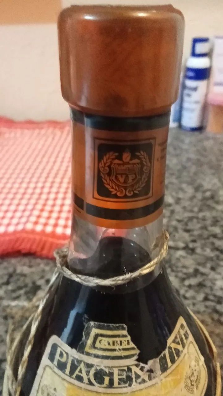 Vinho tinto Piagentini ano 1972 - Foto 5