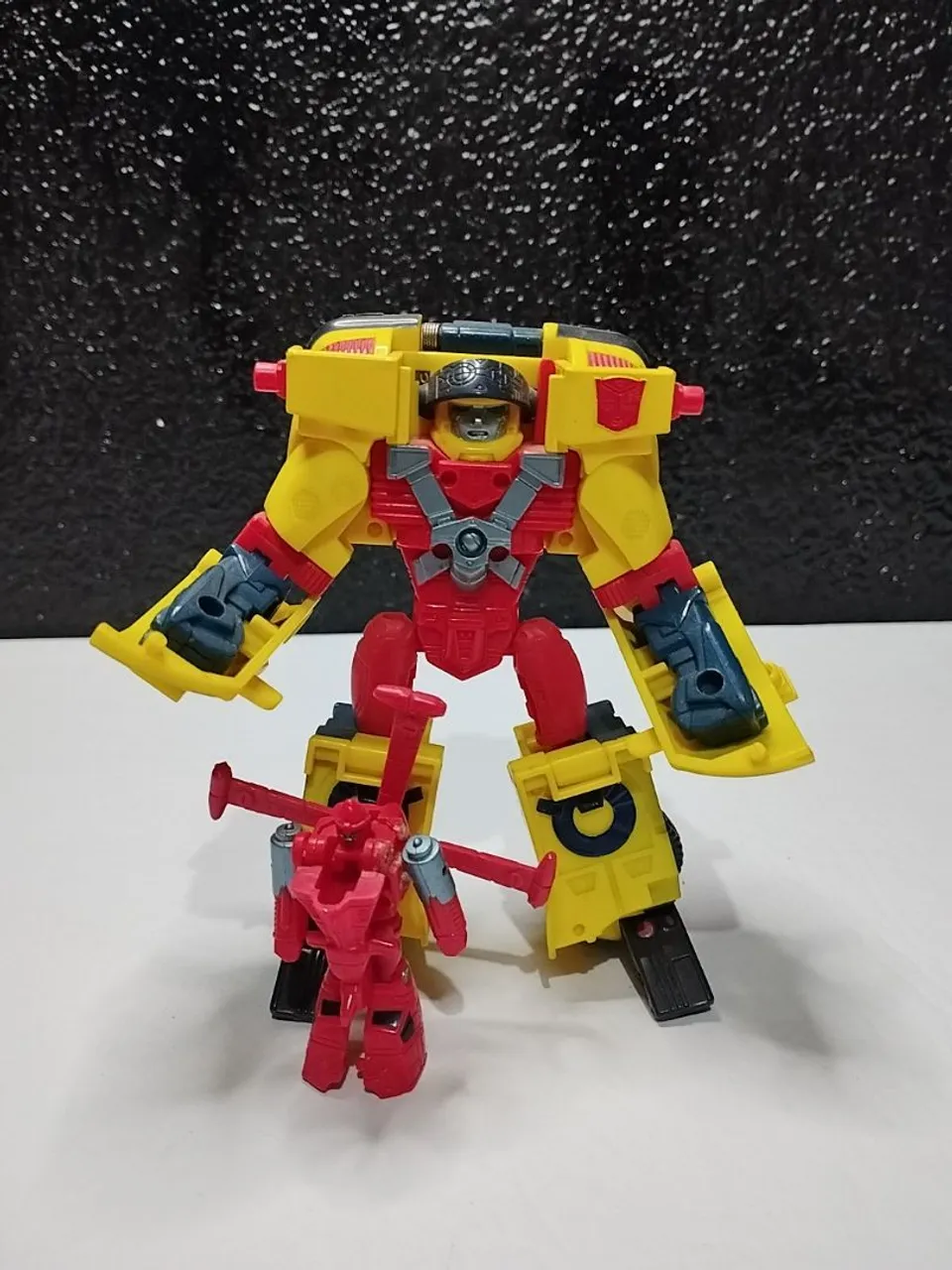 Action Figure Transformers Hot Shot e Minicon