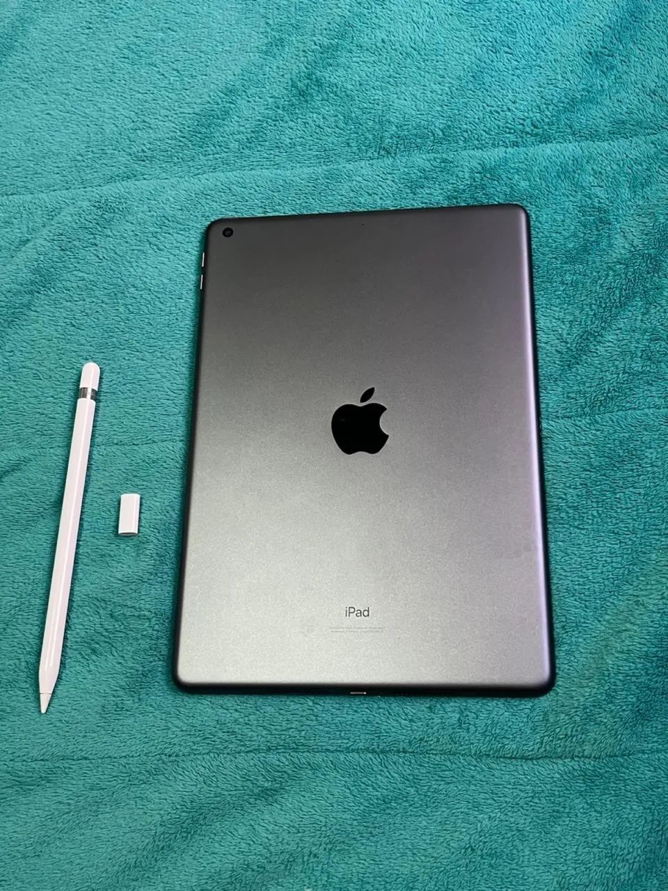 iPad Seminovo + Caneta Apple Pencil 