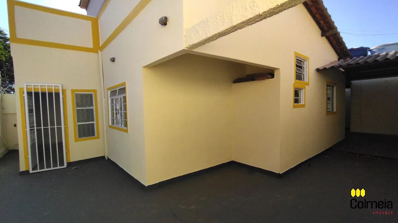 Casa com Salão Comercial .Vila Bandeirante - Foto 2
