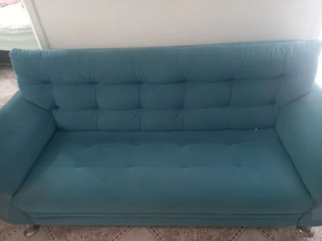 Three-Seater Sofa422082086385100800