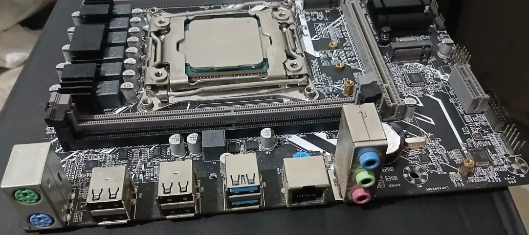Kit X99 Xeon E5 2680 V3 + Placa Mãe