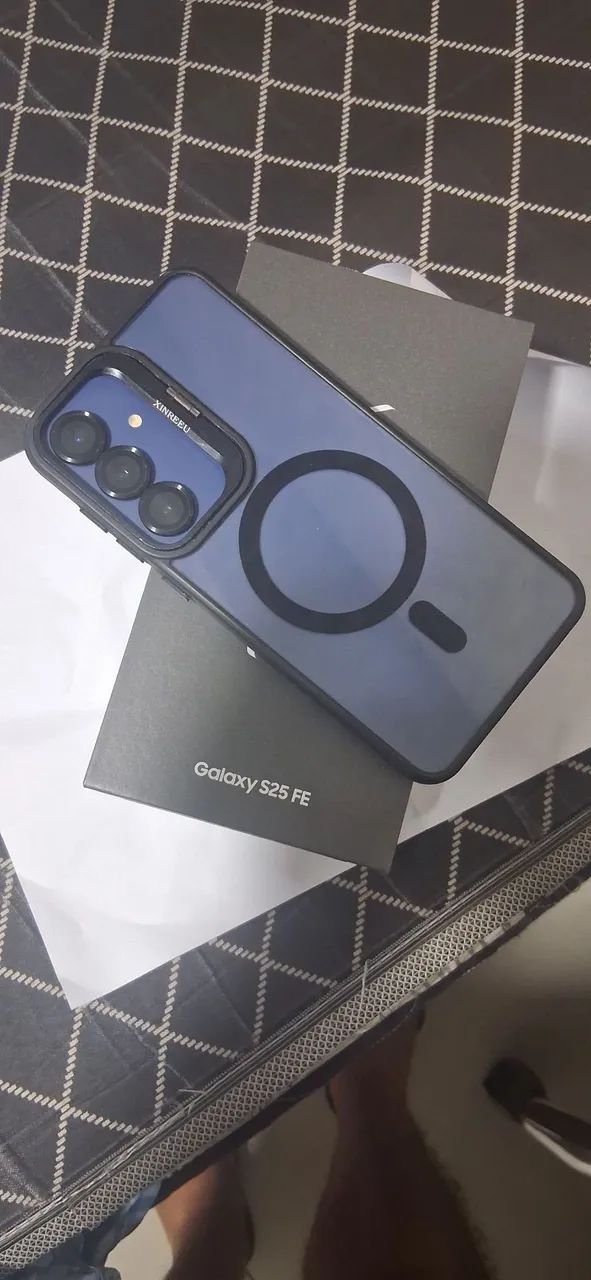 S25 fe 128gb praticamente novo