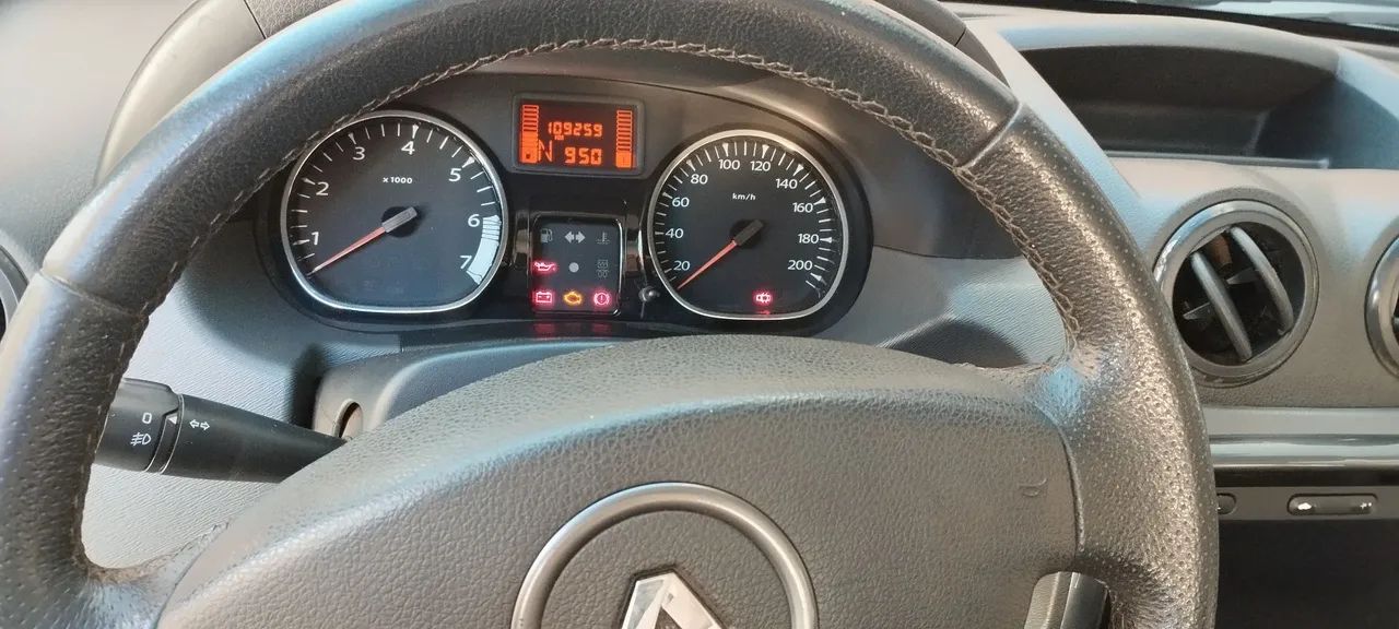 Renault Duster Dynamique 2.0 Hi-flex 16V Aut. 2014 - Foto 2